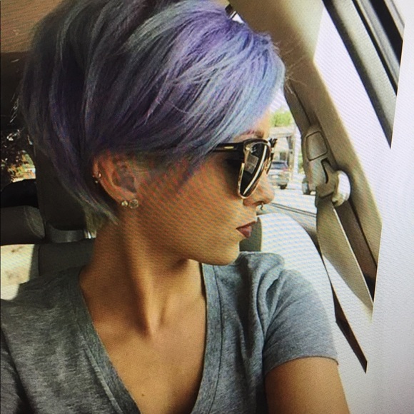 Meet your Posher, Margaret - Picture 1 of 1